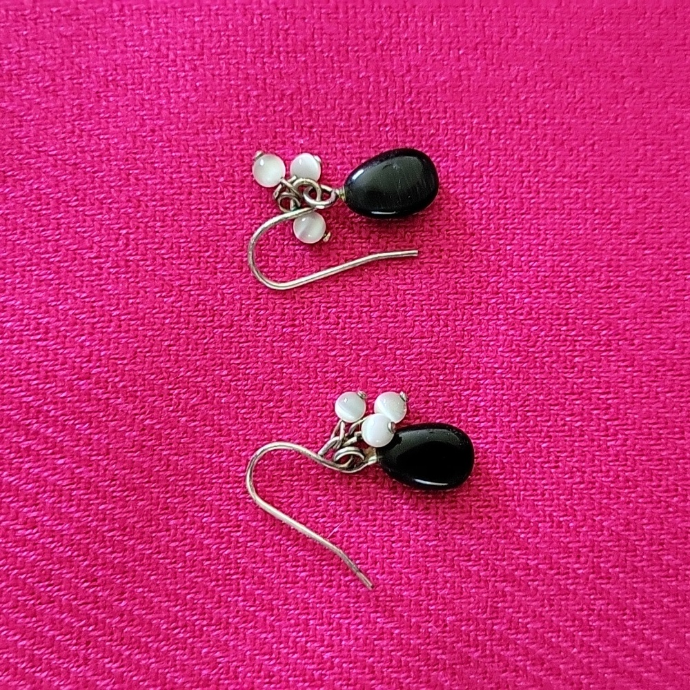 Petite silver & black teardrop pendant earrings
